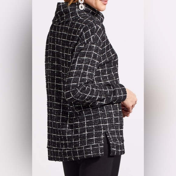 New Tribal Checkered Split Neck Top Women’s Size: Small - Picture 2 of 8